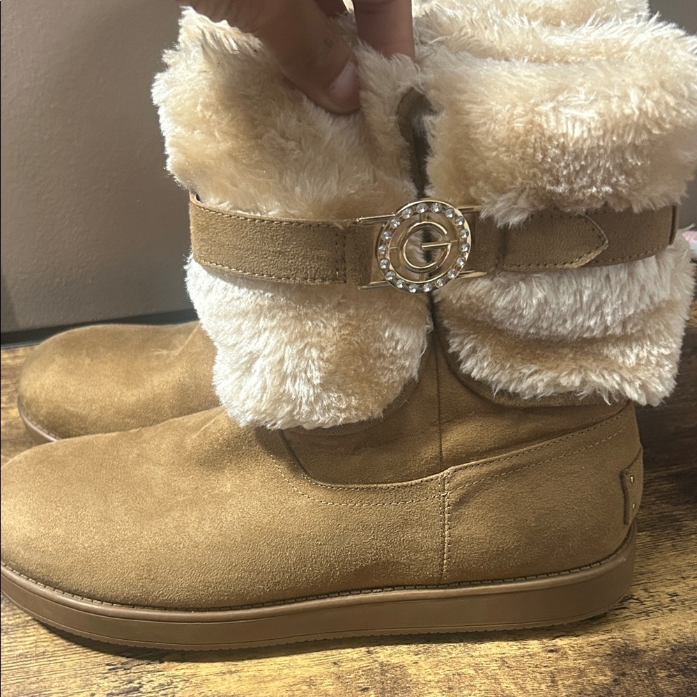 GBG Los Angeles Tan Fur-Lined Winter Boots new